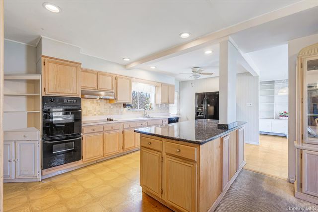 294 Sayville Boulevard, Sayville, NY 11782