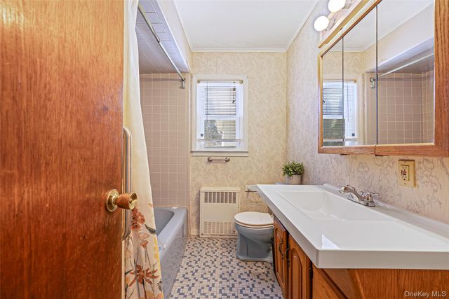 294 Sayville Boulevard, Sayville, NY 11782