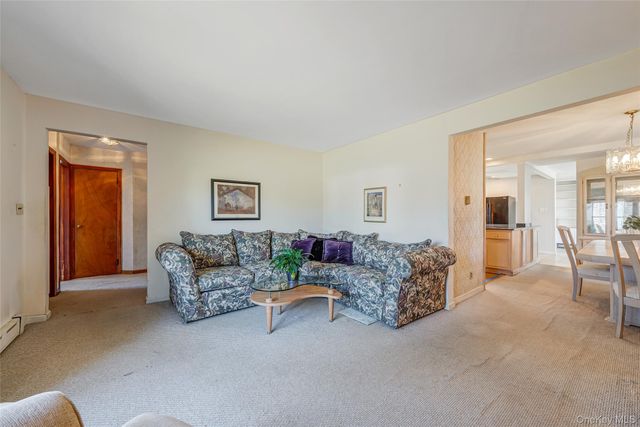 294 Sayville Boulevard, Sayville, NY 11782