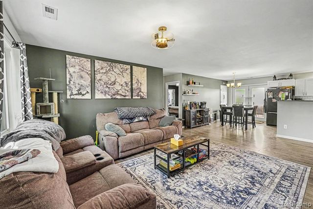 2863 Wisner Street, Waterford, MI 48329