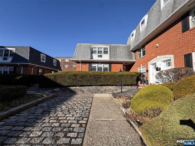 25 River Road 18, Nutley, NJ 07110