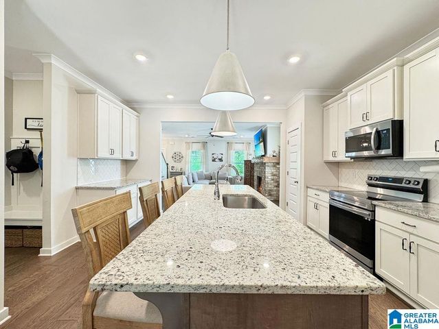 153 BARIMORE BOULEVARD, Helena, AL 35080