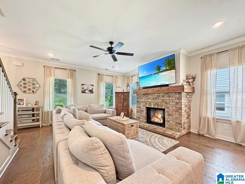 153 BARIMORE BOULEVARD, Helena, AL 35080
