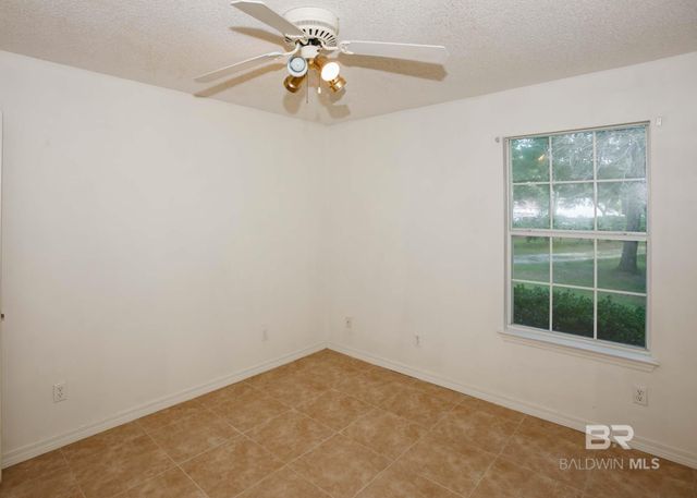 2126 Clubhouse Drive, Lillian, AL 36549