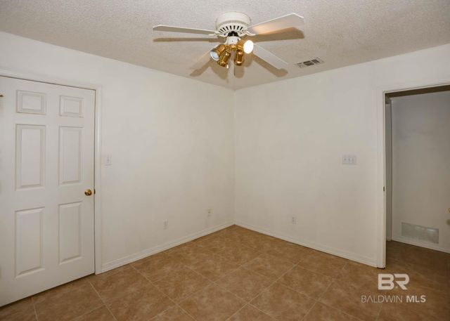 2126 Clubhouse Drive, Lillian, AL 36549
