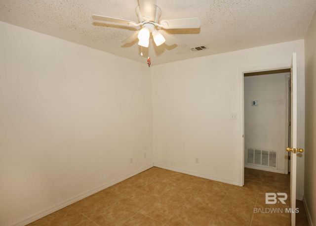 2126 Clubhouse Drive, Lillian, AL 36549