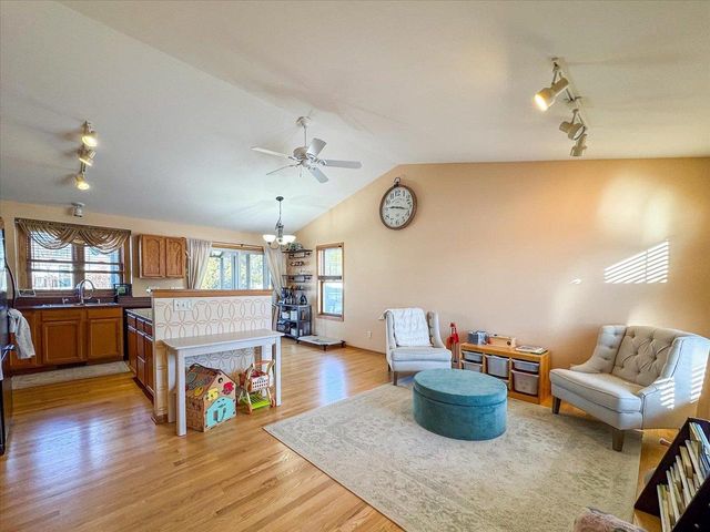 3814 Ice Age Drive, Madison, WI 53719