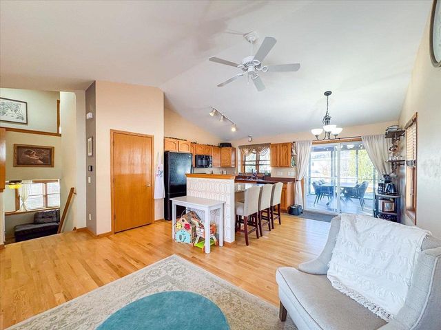 3814 Ice Age Drive, Madison, WI 53719