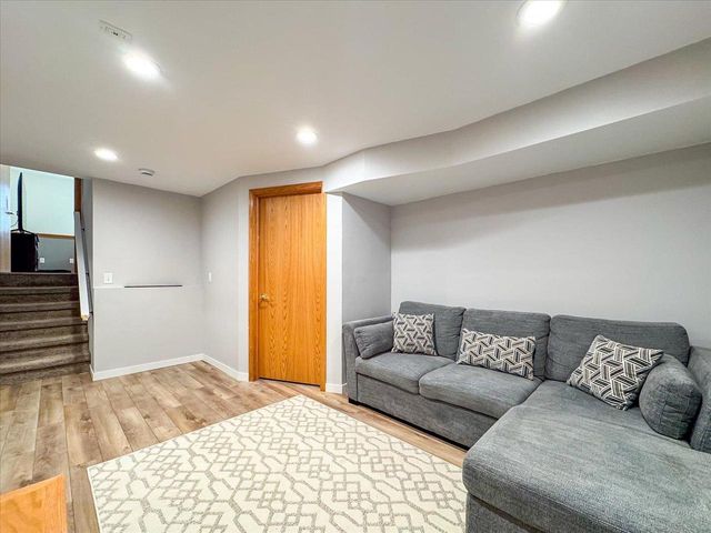 3814 Ice Age Drive, Madison, WI 53719