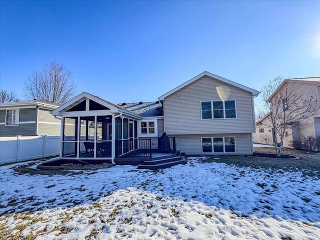 3814 Ice Age Drive, Madison, WI 53719