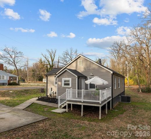 2984 Shady Lane, Charlotte, NC 28208