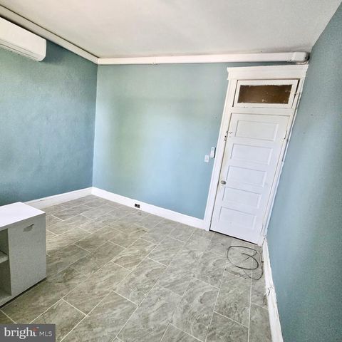 3043 GUILFORD AVE, Baltimore, MD 21218