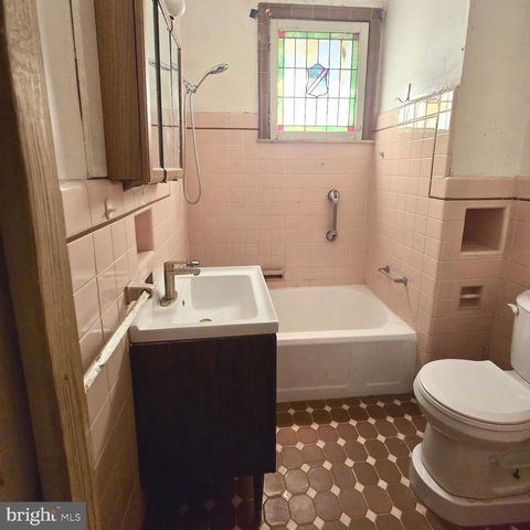 3043 GUILFORD AVE, Baltimore, MD 21218