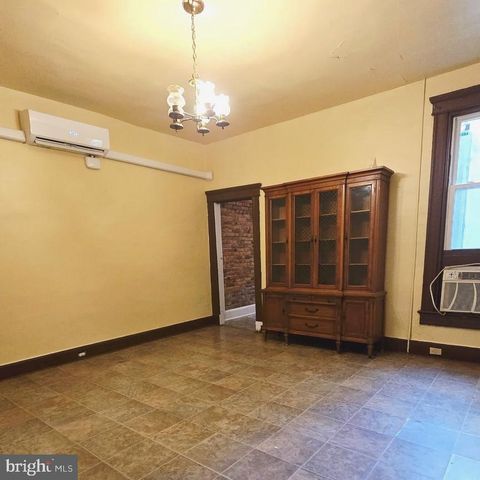 3043 GUILFORD AVE, Baltimore, MD 21218