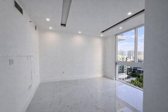 600 NE 27th St 1001, Miami, FL 33137