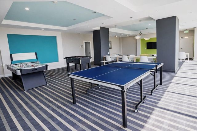 600 NE 27th St 1001, Miami, FL 33137