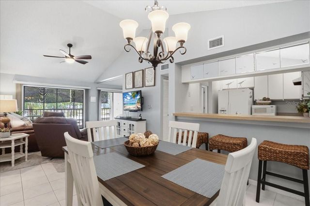 646 BIRD BAY DRIVE E 205, Venice, FL 34285