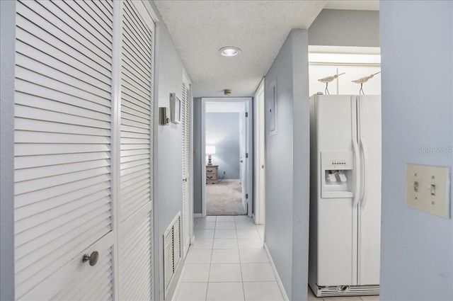 646 BIRD BAY DRIVE E 205, Venice, FL 34285