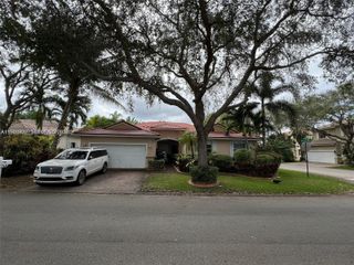 5283 SW 33rd Way, Fort Lauderdale, FL 33312