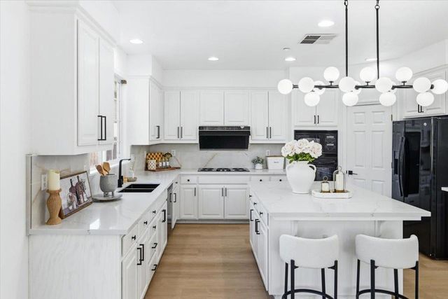 2517 California Court, Union City, CA 94587
