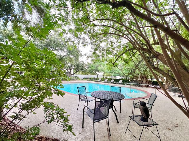 5050 Ambassador Way 210, Houston, TX 77056