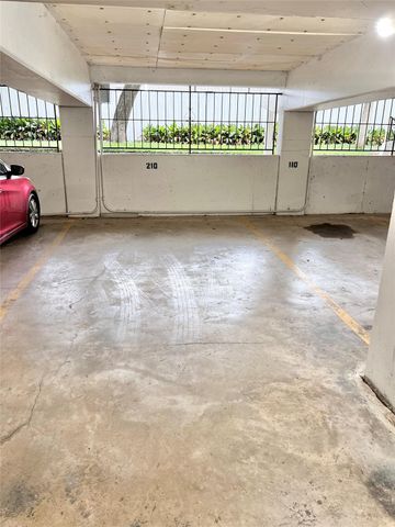 5050 Ambassador Way 210, Houston, TX 77056
