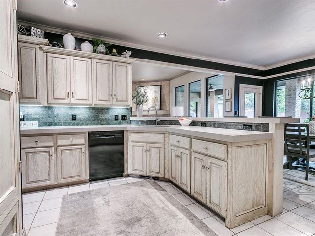 10708 Regent Street, Oklahoma City, OK 73162