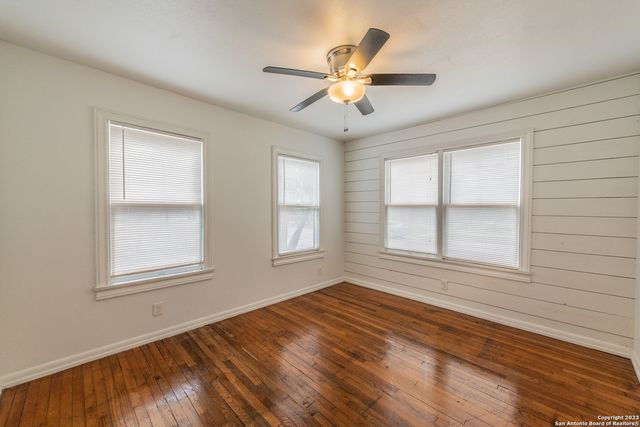 217 Natalen Ave Apt 5, San Antonio, TX 78209
