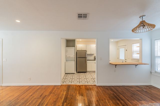 217 Natalen Ave Apt 5, San Antonio, TX 78209