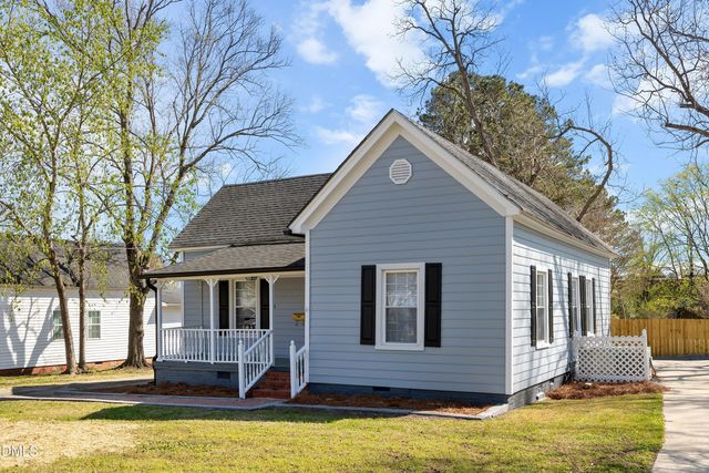 105 E I Street, Erwin, NC 28339