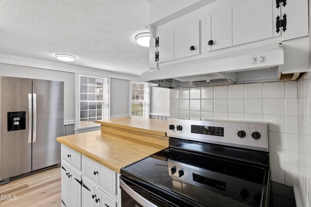 105 E I Street, Erwin, NC 28339