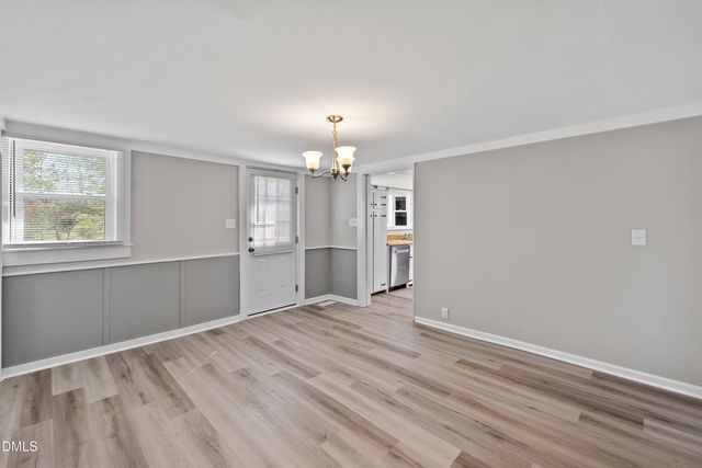 105 E I Street, Erwin, NC 28339