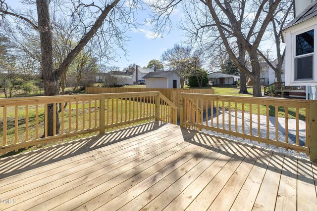 105 E I Street, Erwin, NC 28339