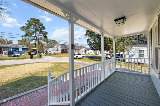 105 E I Street, Erwin, NC 28339
