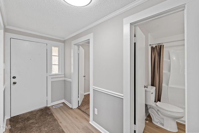 105 E I Street, Erwin, NC 28339