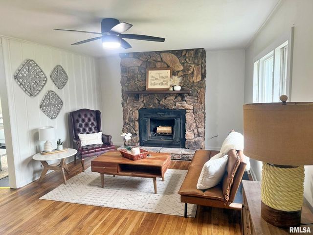 1800 MARKET Street, Metropolis, IL 62960