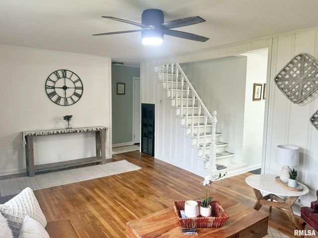 1800 MARKET Street, Metropolis, IL 62960