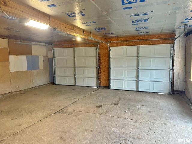 1800 MARKET Street, Metropolis, IL 62960