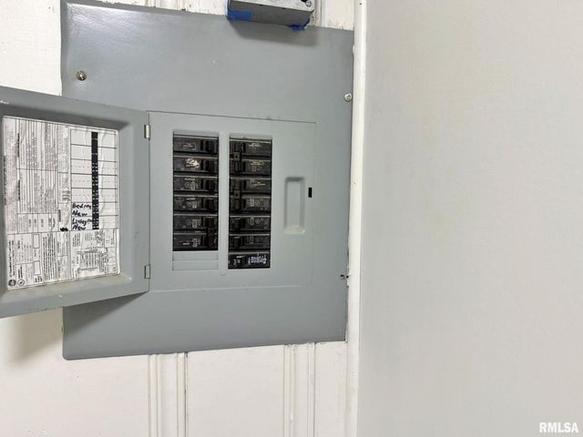 1800 MARKET Street, Metropolis, IL 62960