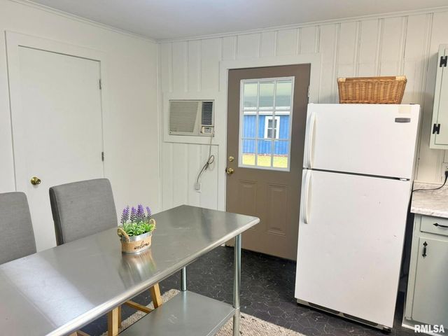 1800 MARKET Street, Metropolis, IL 62960