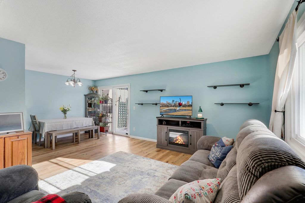 10633 Grouse Street NW, Coon Rapids, MN 55433