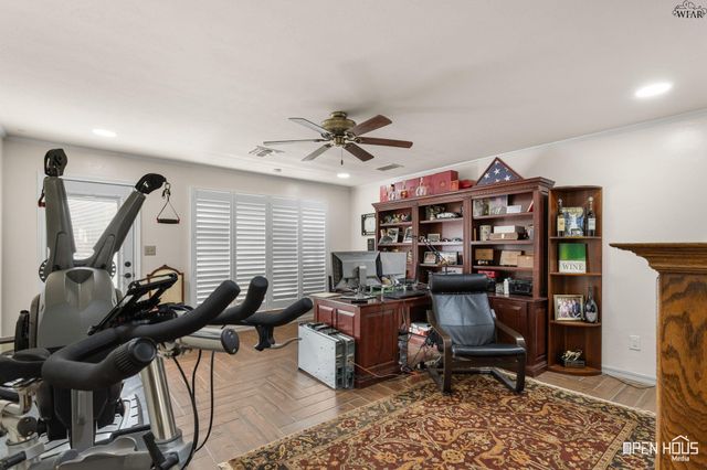 2404 MARIKA CIRCLE, Wichita Falls, TX 76308