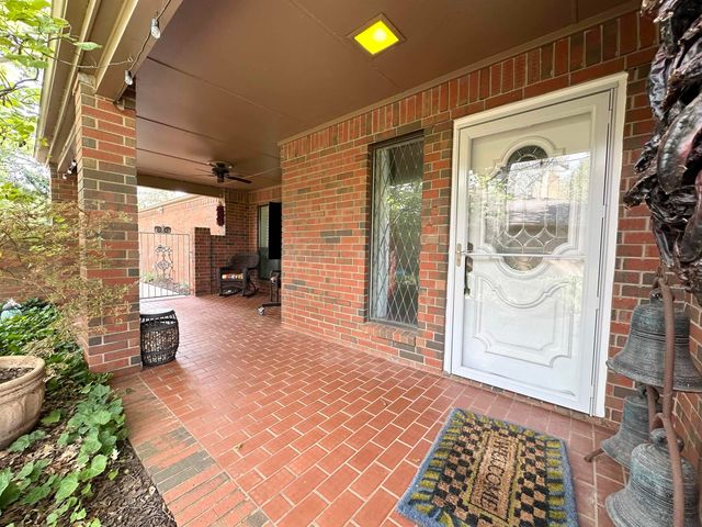 2404 MARIKA CIRCLE, Wichita Falls, TX 76308