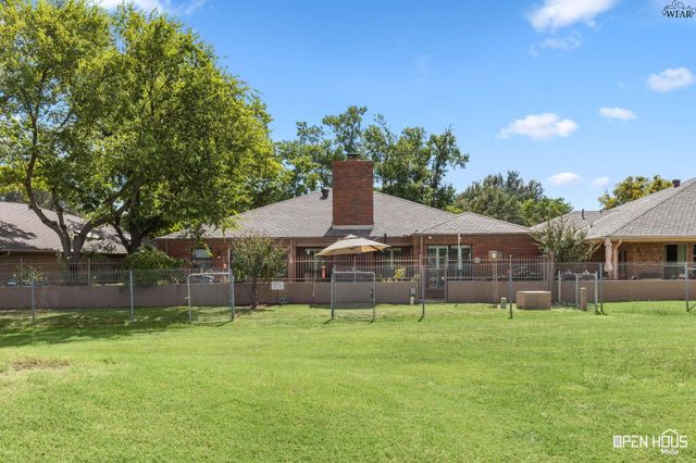 2404 MARIKA CIRCLE, Wichita Falls, TX 76308