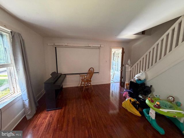 2611 LINDSAY ST, Chester, PA 19013