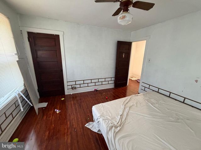 2611 LINDSAY ST, Chester, PA 19013