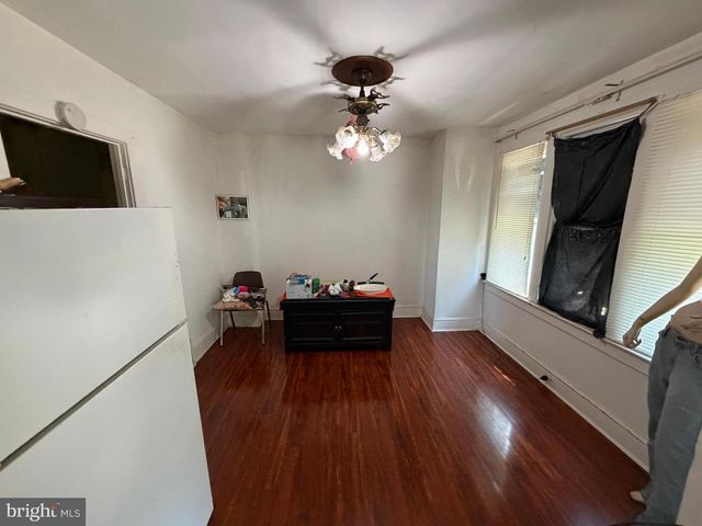 2611 LINDSAY ST, Chester, PA 19013