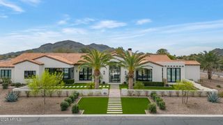 5353 E Sanna Street, Paradise Valley, AZ 85253