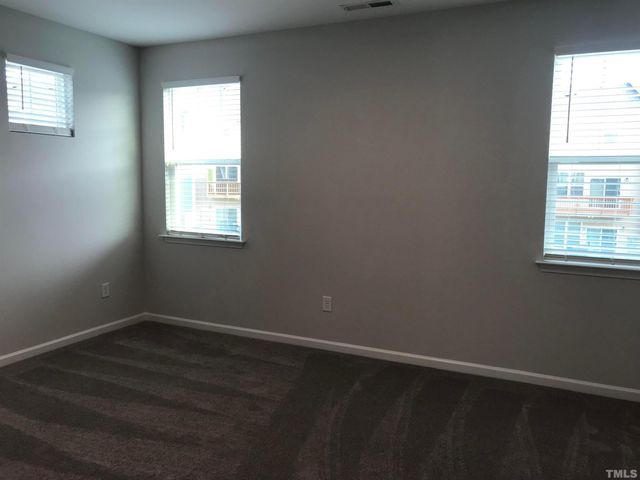1042 Commack Drive, Durham, NC 27703