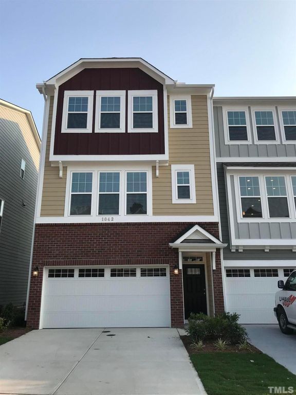 1042 Commack Drive, Durham, NC 27703
